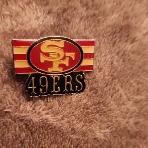 💥FALL SALE💥VINTAGE San Francisco 49ers Pin The Califobia Team